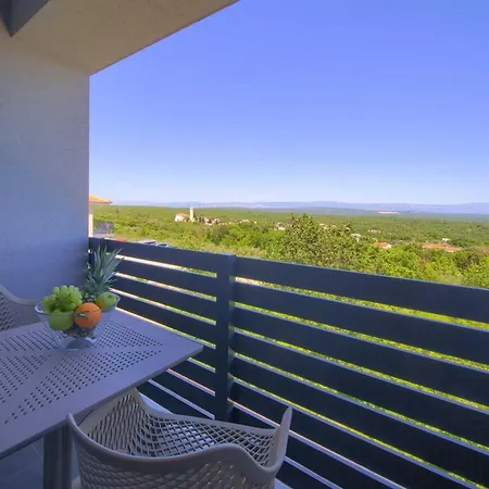 Astrum With Heated Indoor And Outdoor Pool, Jacuzzi And Sauna Villa Vrh (Krk)