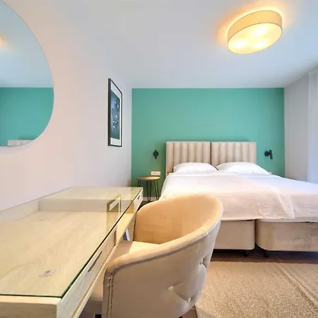빌라 Astrum With Heated Indoor And Outdoor Pool, Jacuzzi And Sauna *